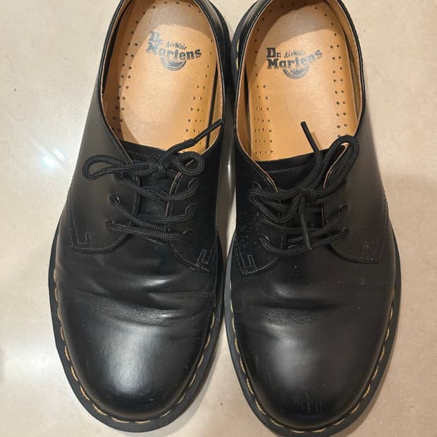 닥터마틴 1461 3홀 