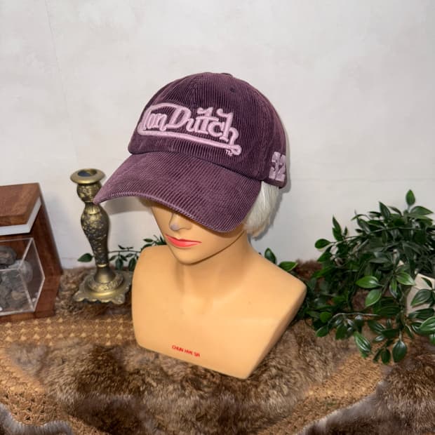 Von Dutch deep purple corduroy logo 볼캡