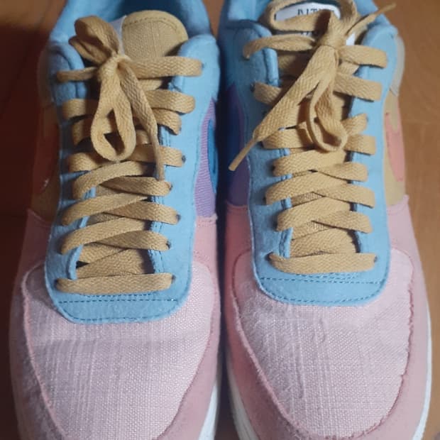 나이키 에어포스1 '07 LV8 넥스트 네이쳐 썬 클럽 