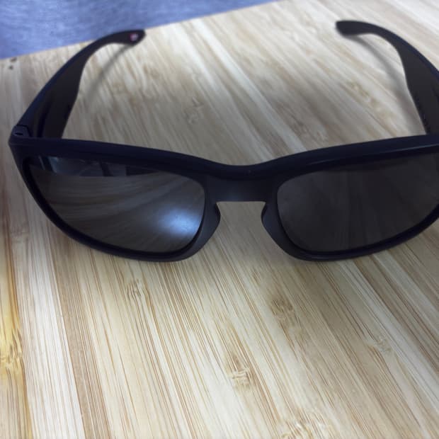 오클리 Tourniquet 