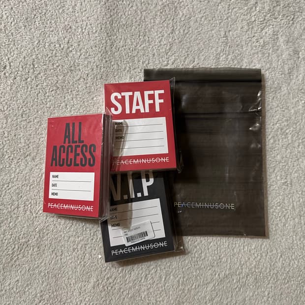 피스마이너스원 포스트잇