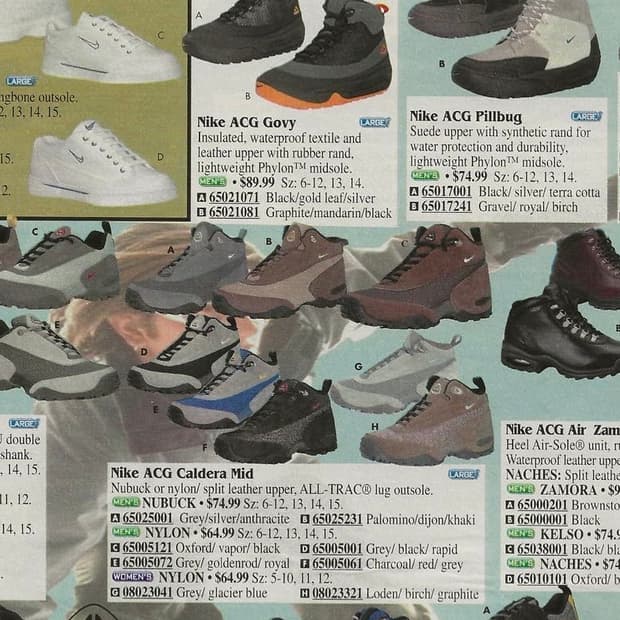 2006)Nike ACG Caldera Mid Hiking Shoes