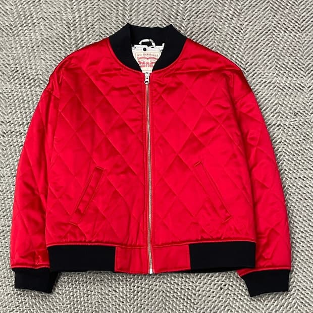 리바이스 디즈니 콜라보 스팽글 바시티 점퍼 v0090