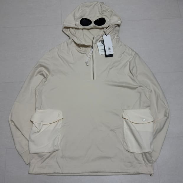 [새상품, XXL] CP컴퍼니 탄창포켓 고글 후드 아노락 자켓