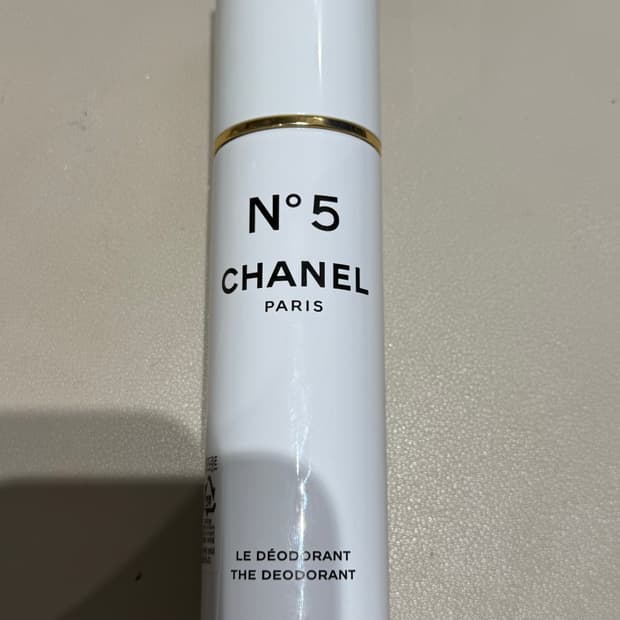 샤넬 no5. 르 데오드란트 