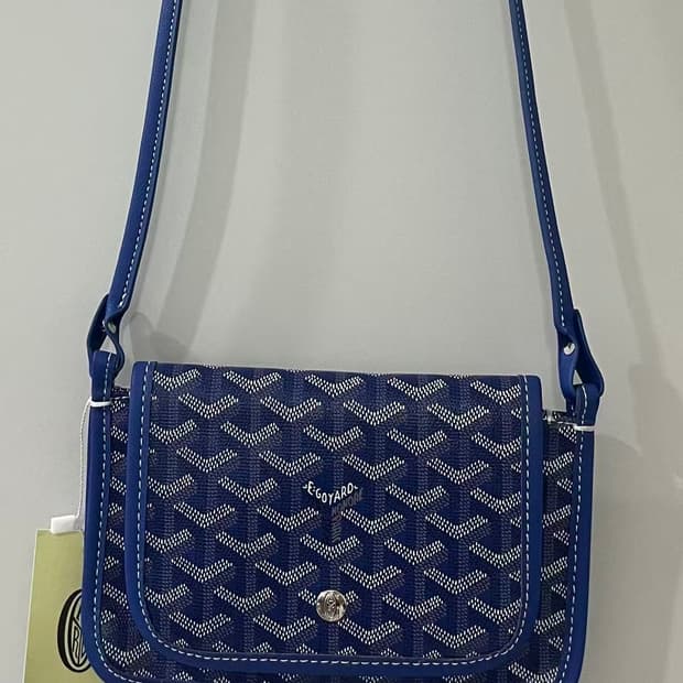 고야드미니크로스백