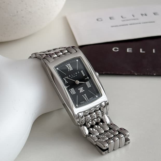 셀린느 클래식 브레이슬릿 시계