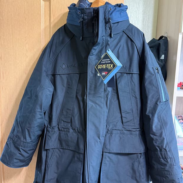 준지 고어텍스 구스다운 패딩