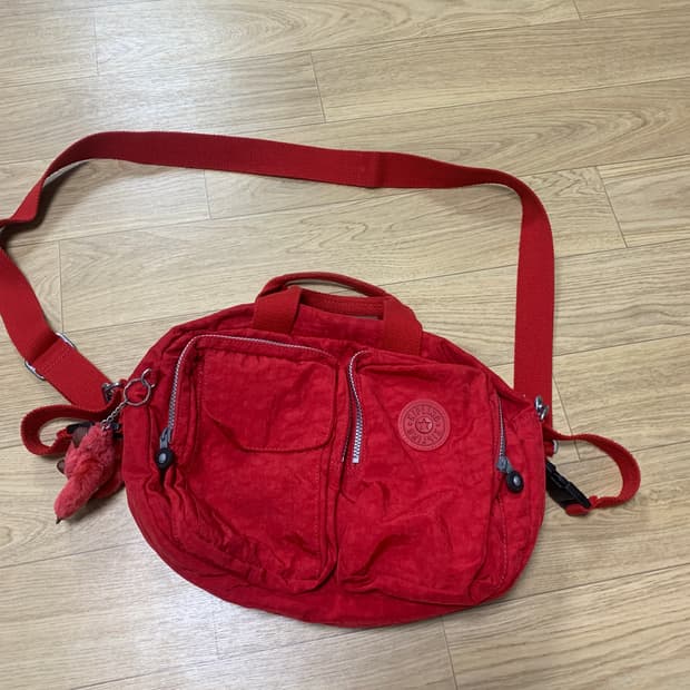 Kipling 키플링 레드 크로스백 +(방석)