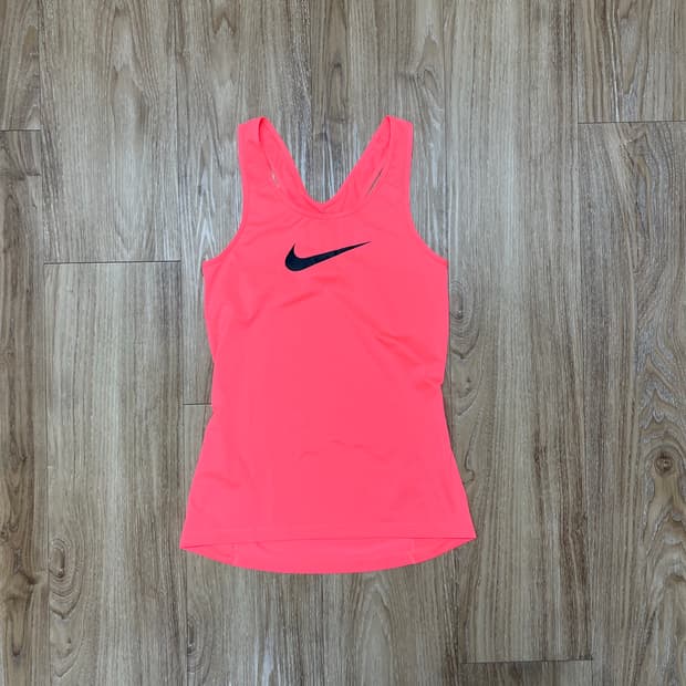 나이키 드라이핏 스포츠 탱크 탑 S