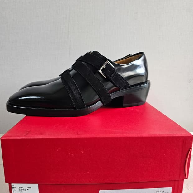 새상품 페라가모 컬렉션 버클 구두(국내 매장판/290만원대)