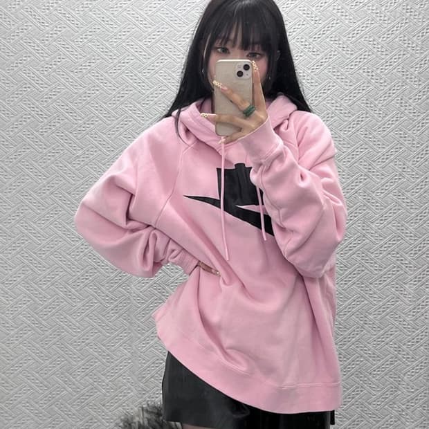 나이키 NSW 발렌타인데이 루즈핏 딸기우유 핑크 후드티 XL C09694