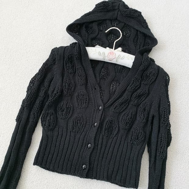 블랙 버블 숏 후드 가디건