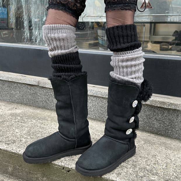 00s Y2K 리미티드 에디션 어그 다이아몬드 부츠