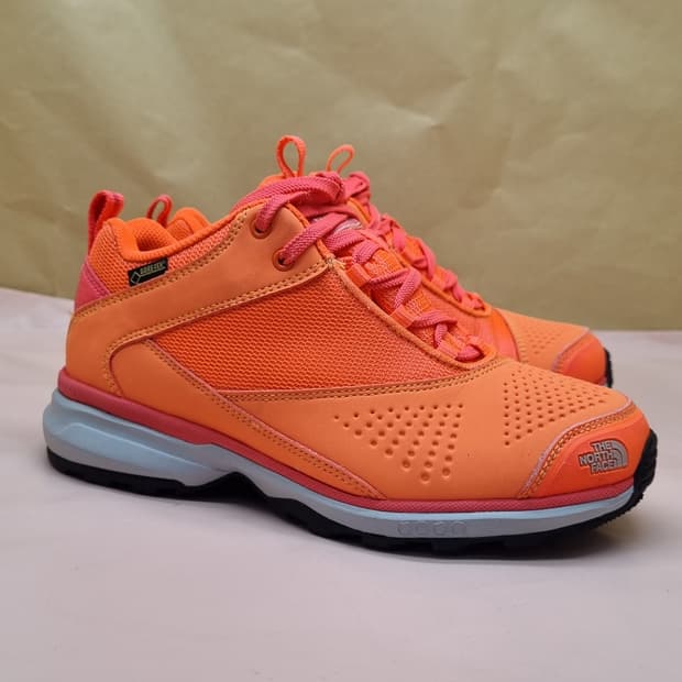 노스페이스 고어텍스 등산화 235