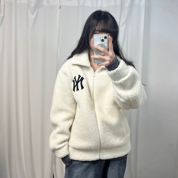 MLB Ivory Fleece