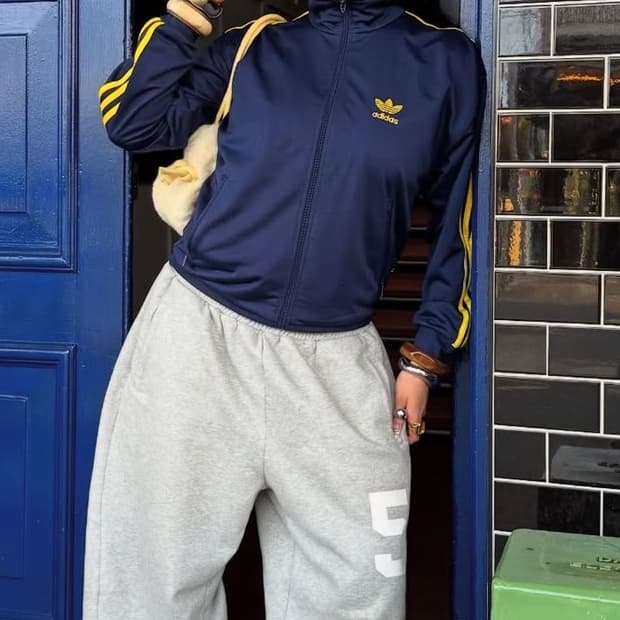 아디다스(Adidas) 올드스쿨 트랙탑 저지