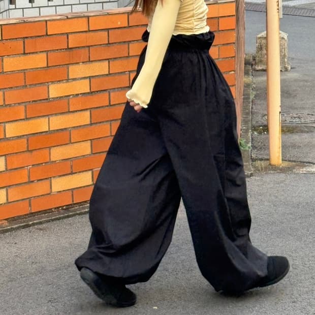 베이스레인지 에어팬츠