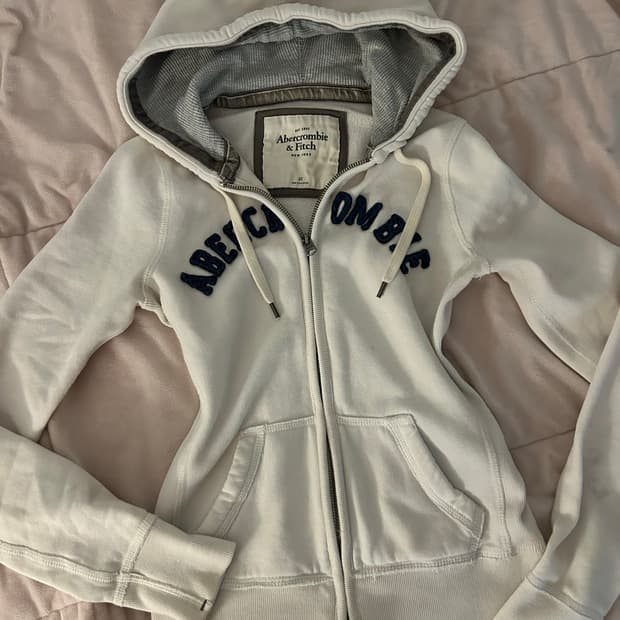아베크롬비 슬림핏 후드집업 xs