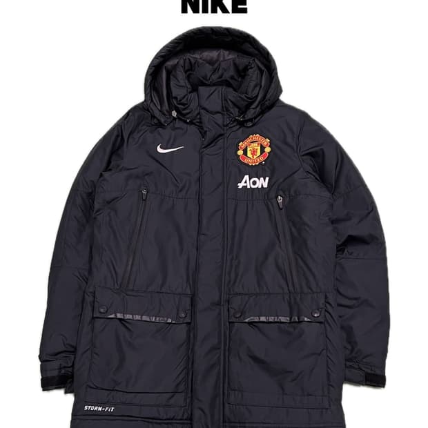 (S) 나이키 올드스쿨 맨유 AON 스톰핏 솜 패딩 자켓