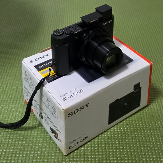 소니 사이버샷 DSC-HX90V 카메라 판매합니다.