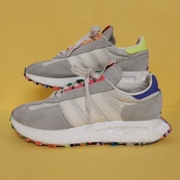 남성 아디다스 레트로피 E5 프라이드 운동화 (250)