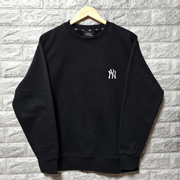 MLB 블랙 맨투맨