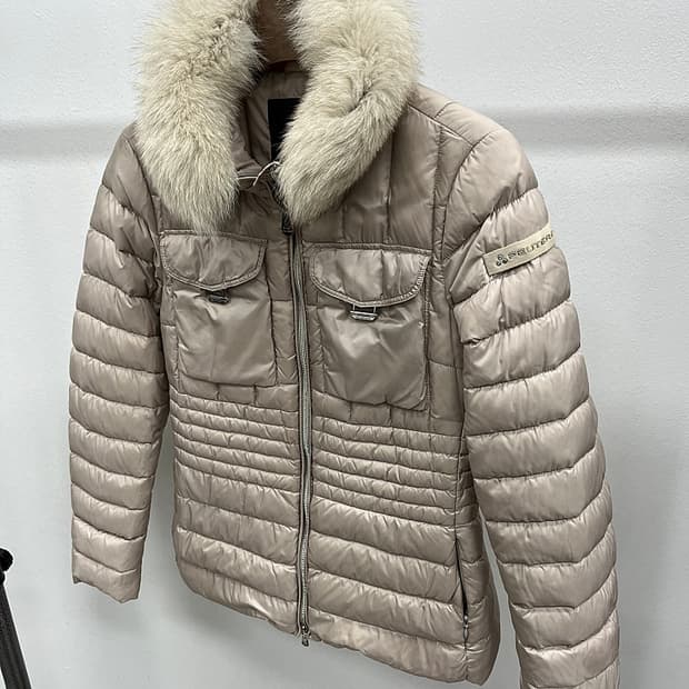 여) 페트레이 퍼 경량패딩 