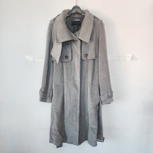 미샤 헤링본 롱 코트