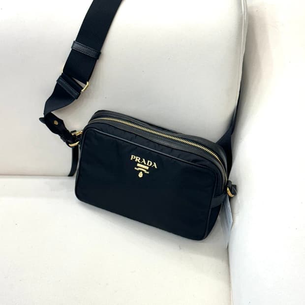 프라다 포코노 크로스백 (정품)