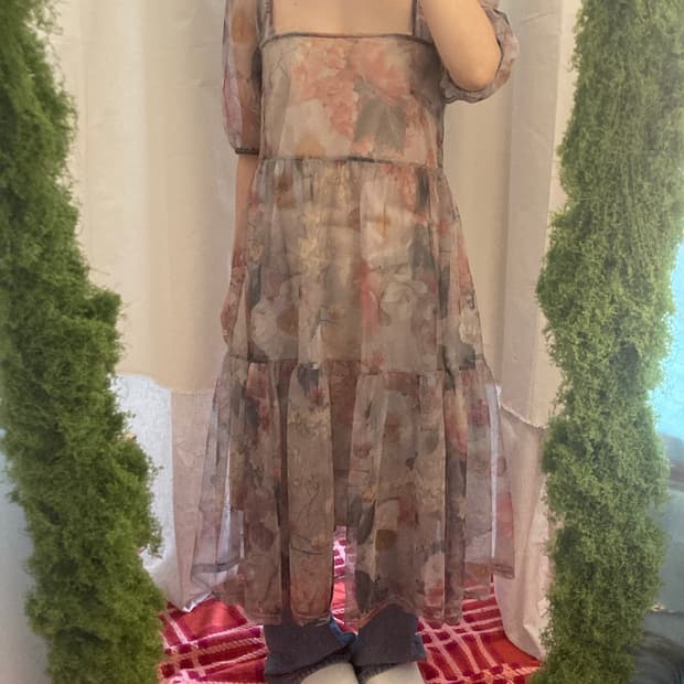 H&M flower ops