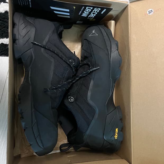 로아 카타리나 285 