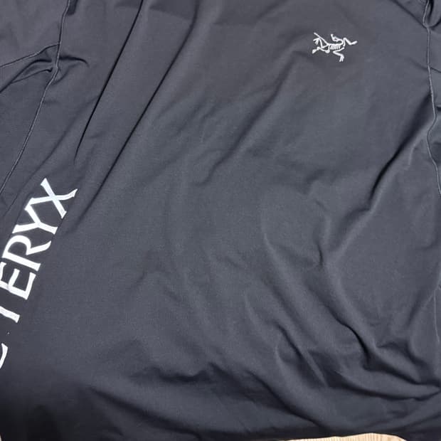 25ss 아크테릭스 노반  반팔 티셔츠 XL