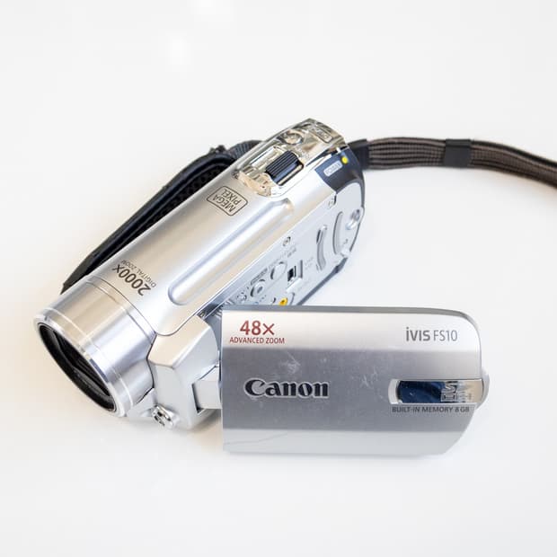 Canon Ivis FS10 / 빈티지 디지털 캠코더 