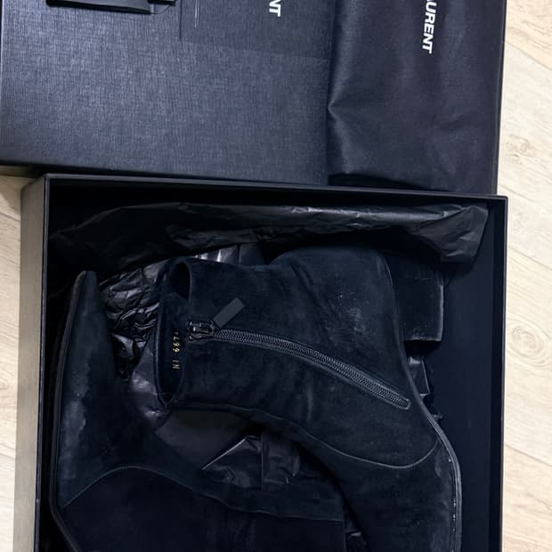 생로랑 바실리 60 스웨이드 부츠 41