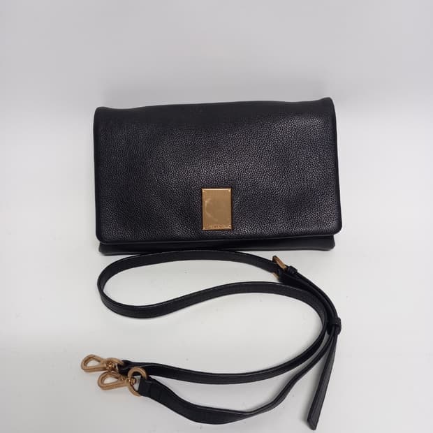 쿠론 크로스 바디백