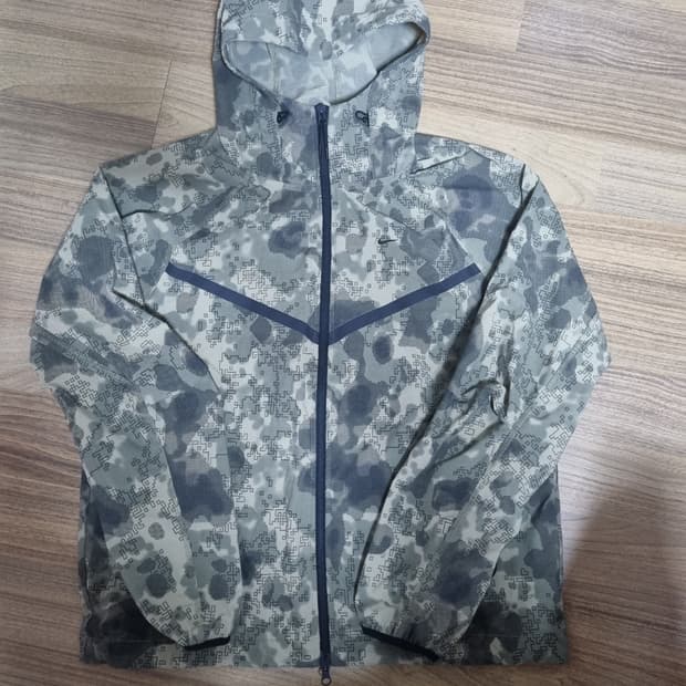 나이키 바람막이 m