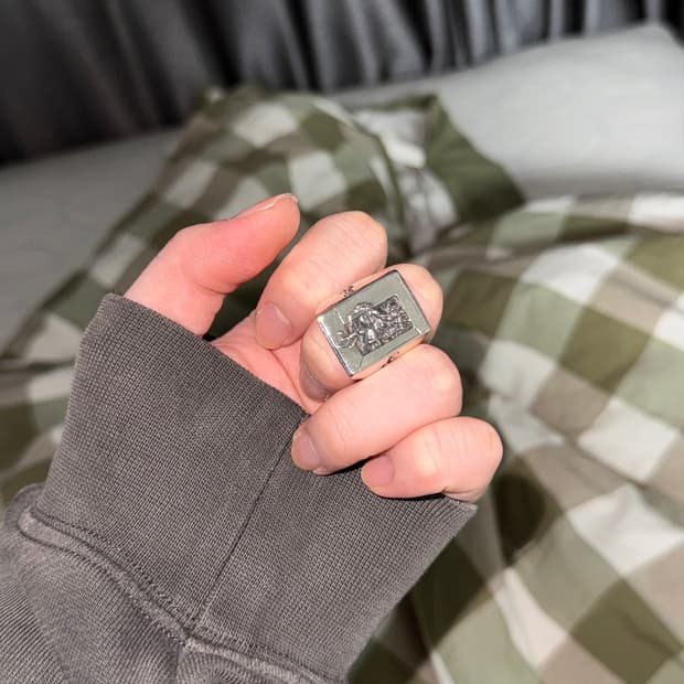 ENFANTS RICHES DEPRIMES 미니트맨 챔피언 십링