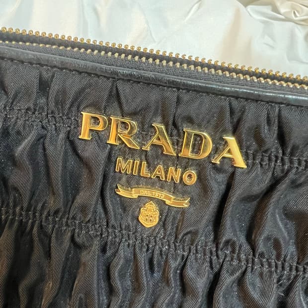 [정품] 프라다 나일론 체인 크로스백