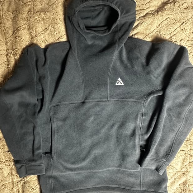 나이키 ACG 울프 트리 폴라텍 닌자 후디L(100) us S사이즈