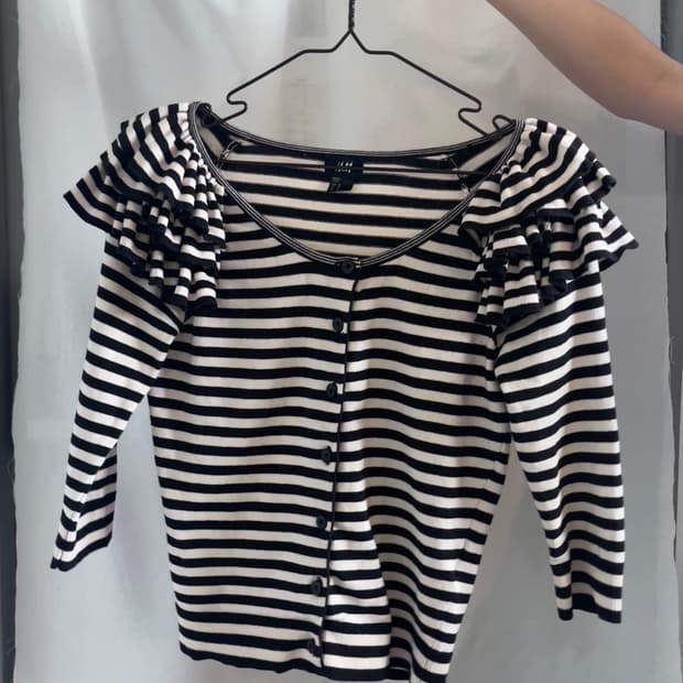 Stripe ruffle cardigan 