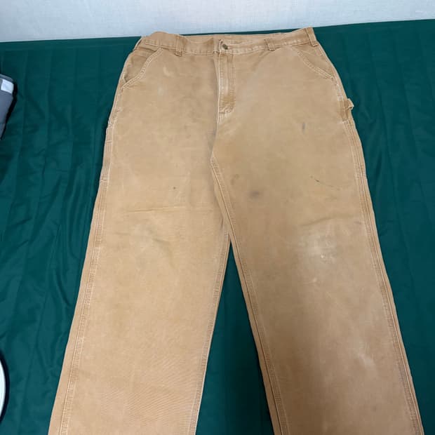 칼하트 카펜터 브라운
