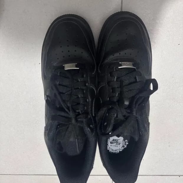 나이키 에어포스1 올블랙 260 사이즈 nike air force