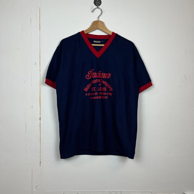 DOGCIGAR 네이비/레드 인디애나 V넥 반팔 티셔츠 M