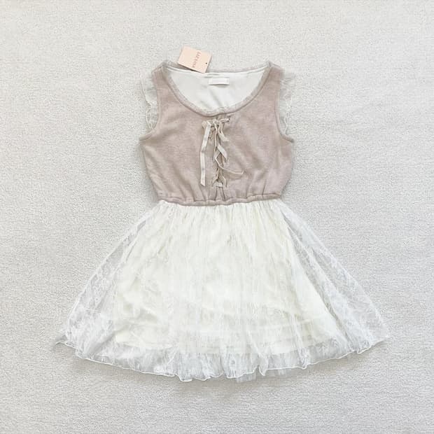 리즈리사 라떼갸루 레이스 니트 원피스