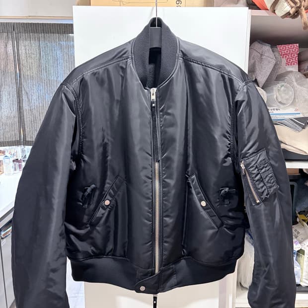 Name. 리버시블 ma1 자켓 3사이즈