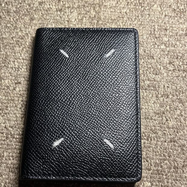 메종 마르지엘라 오거나이저 래더 바이폴드 지갑 크림에