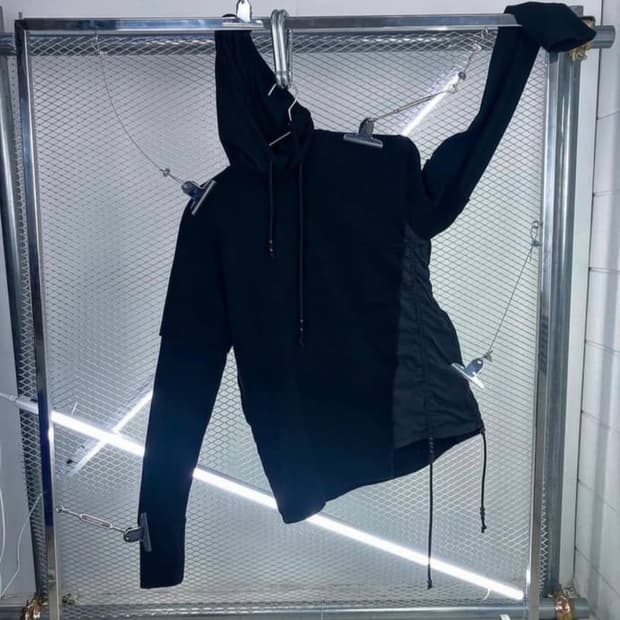 [2] HYEIN SEO twisted hoodie