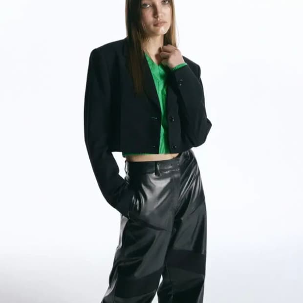 인사일런스우먼 크롭 울자켓 블랙 사이즈s