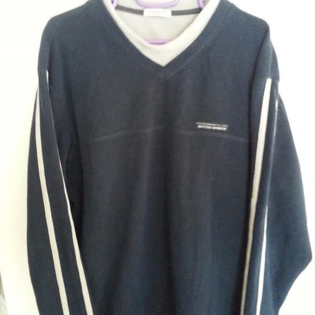 E BASIC 이베이직 남성 브이넥 기모 긴팔 맨투맨 100ㅂ